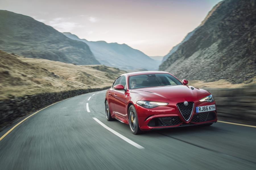  Alfa Romeo Giulia Quadrifoglio (952) 2016 года  (UK) (фото 29 из 40)